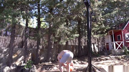 Busty MILF Court Score